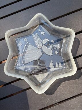 Decorative Star-Shaped Glass Dish with Angel Motif - Clear